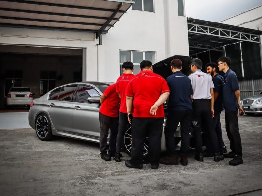 auto mechanic school by Techtra Automotive Academy Malaysia live hands-on